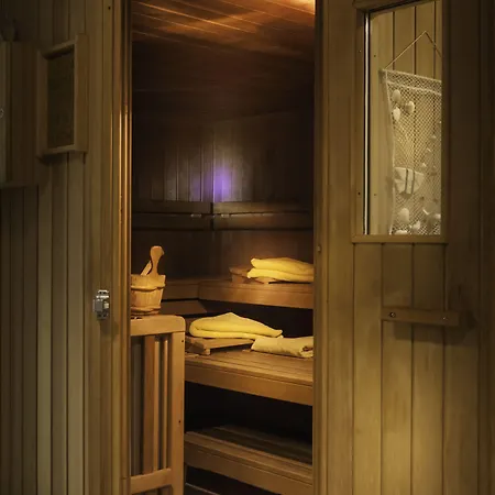 Hotell Flair Weinstube Lochner