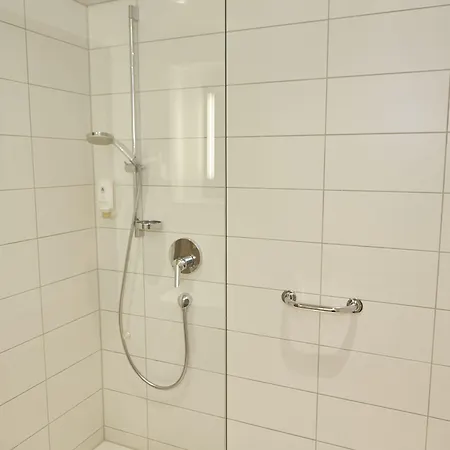 Hotell Flair Weinstube Lochner 3*