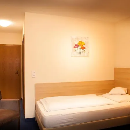 Flair Weinstube Lochner Hotel 3*