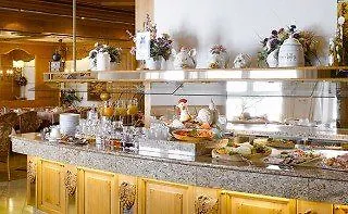 Hotell Flair Weinstube Lochner