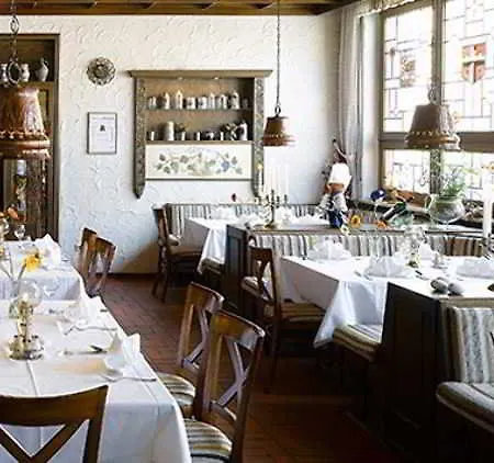 Flair Weinstube Lochner Бад-Мергентхайм
